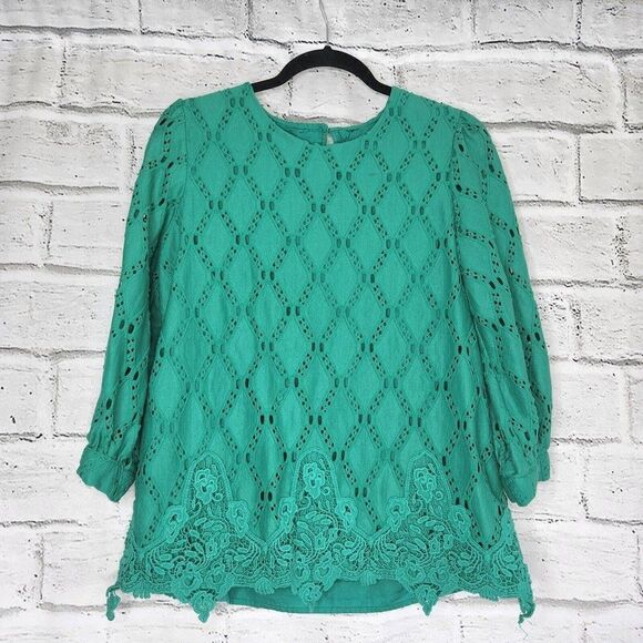 Karl lagerfeld Paris Unique women White Blouse Size Large Green Lined - Picture 1 of 8